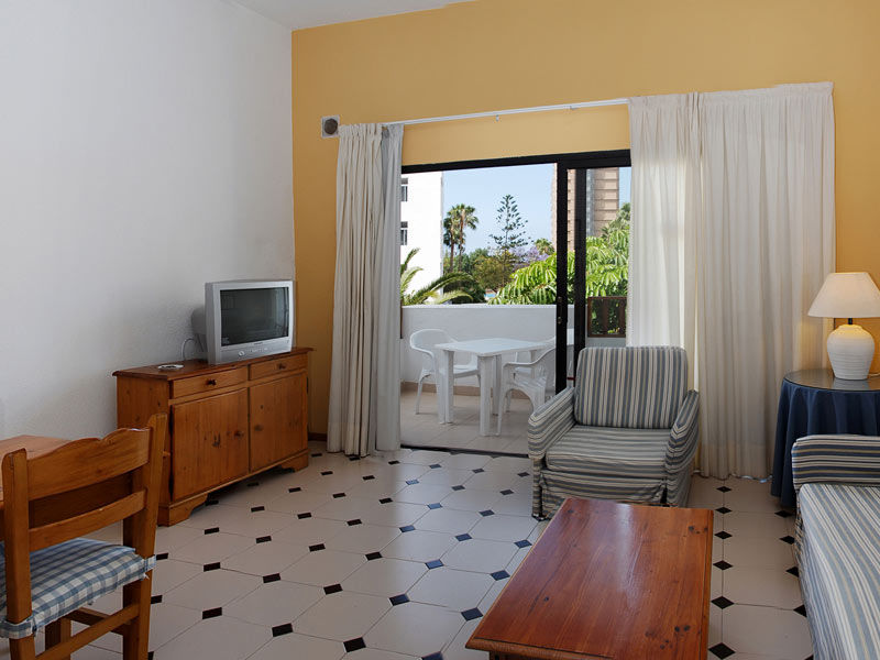Apartamentos Hg Cristian Sur Los Cristianos  Exterior foto