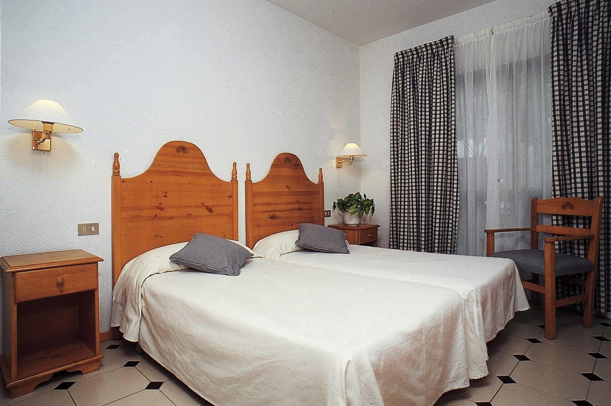 Apartamentos Hg Cristian Sur Los Cristianos  Quarto foto